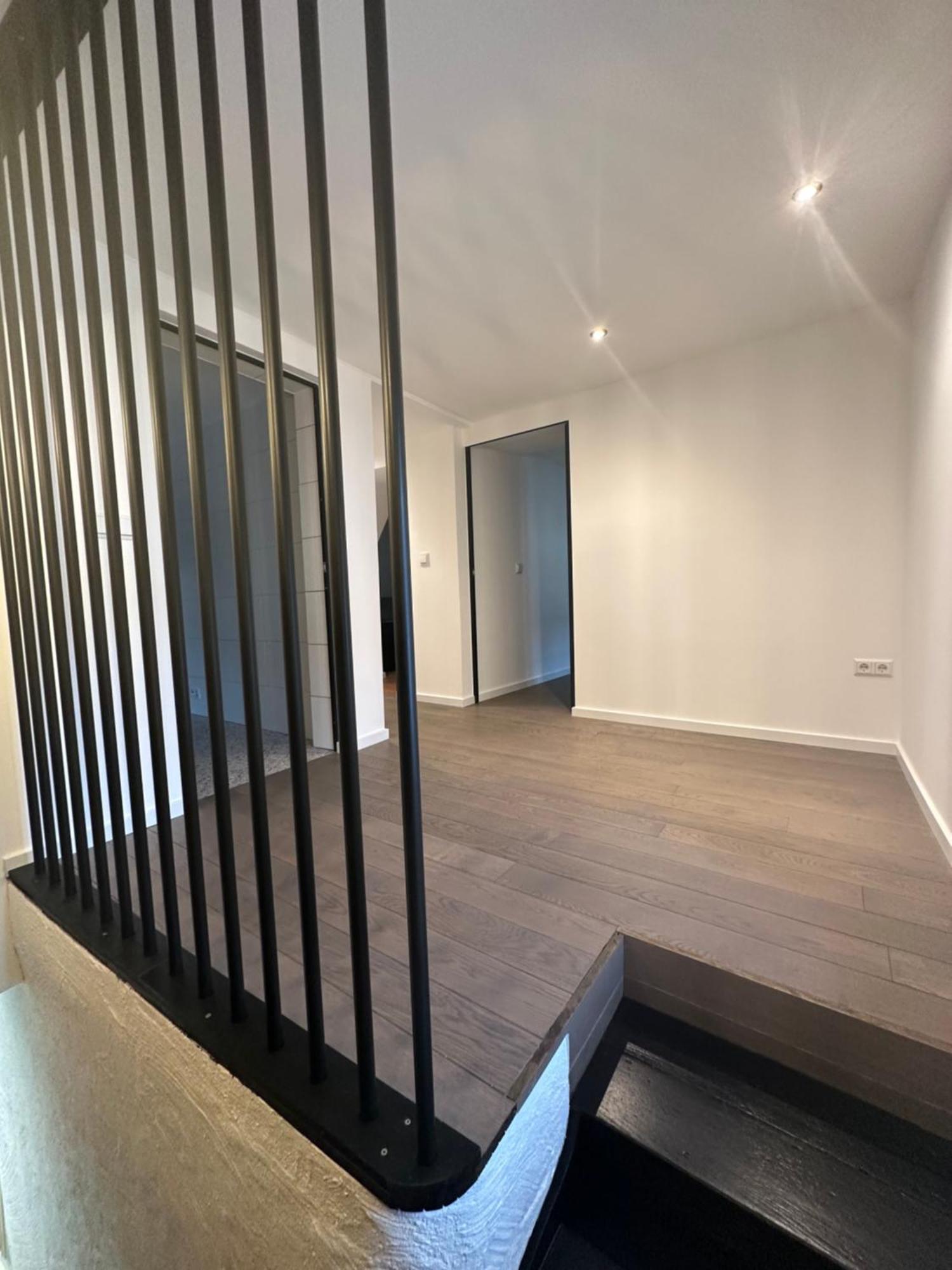 Urbannest Apartment